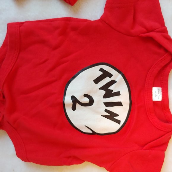 Twin Onesies, Twin 1 Twin 2 (Thing 1 Thing 2) EUC - Picture 5 of 6